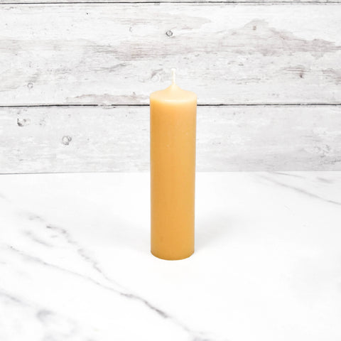 Bougie colonne en cire d'abeille naturelle de 6 pouces